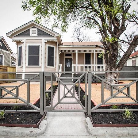 Wyoming St Restored Historic 2Br/1Ba Downtown San Antonio Bagian luar foto