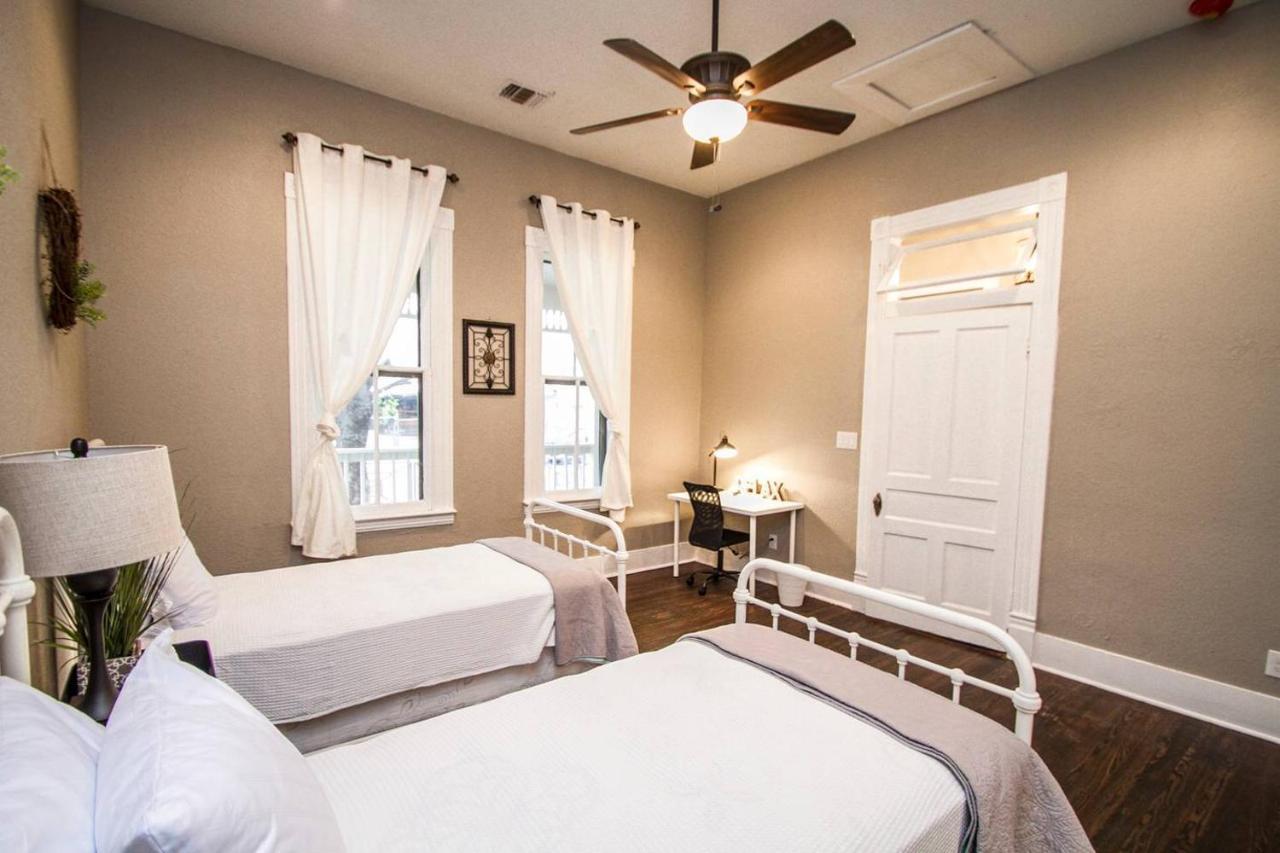 Wyoming St Restored Historic 2Br/1Ba Downtown San Antonio Bagian luar foto