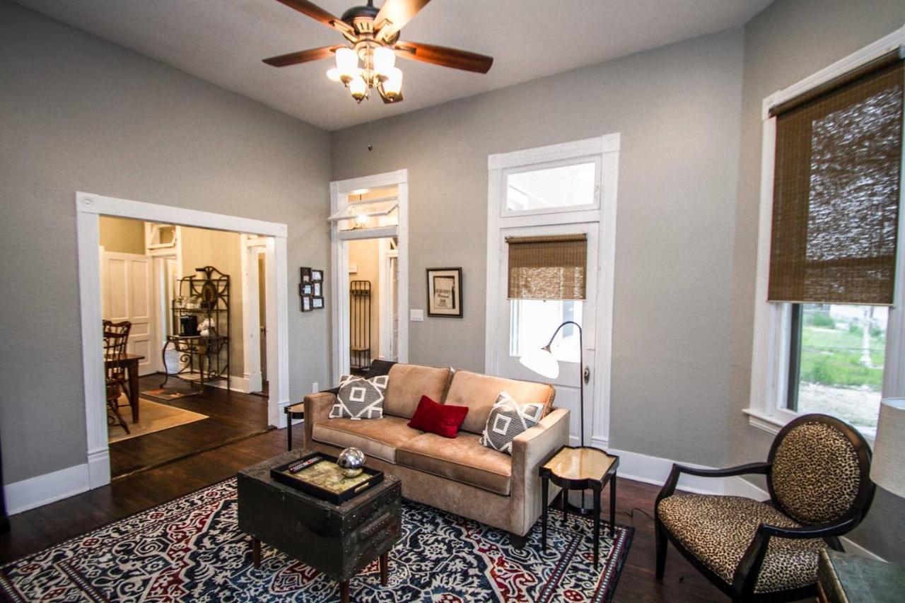 Wyoming St Restored Historic 2Br/1Ba Downtown San Antonio Bagian luar foto